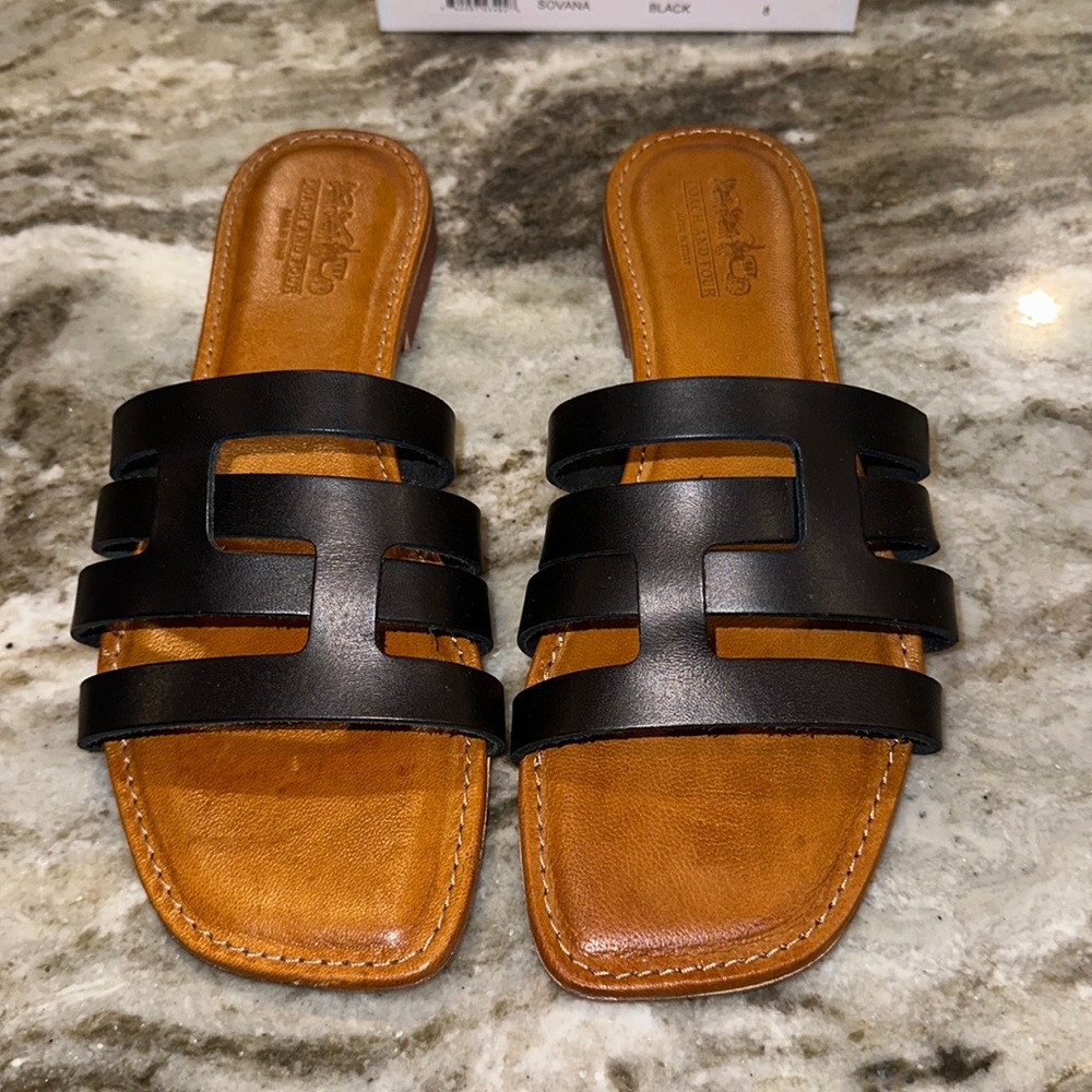 Coach and Four Slide Sandals Sovana Black size 8